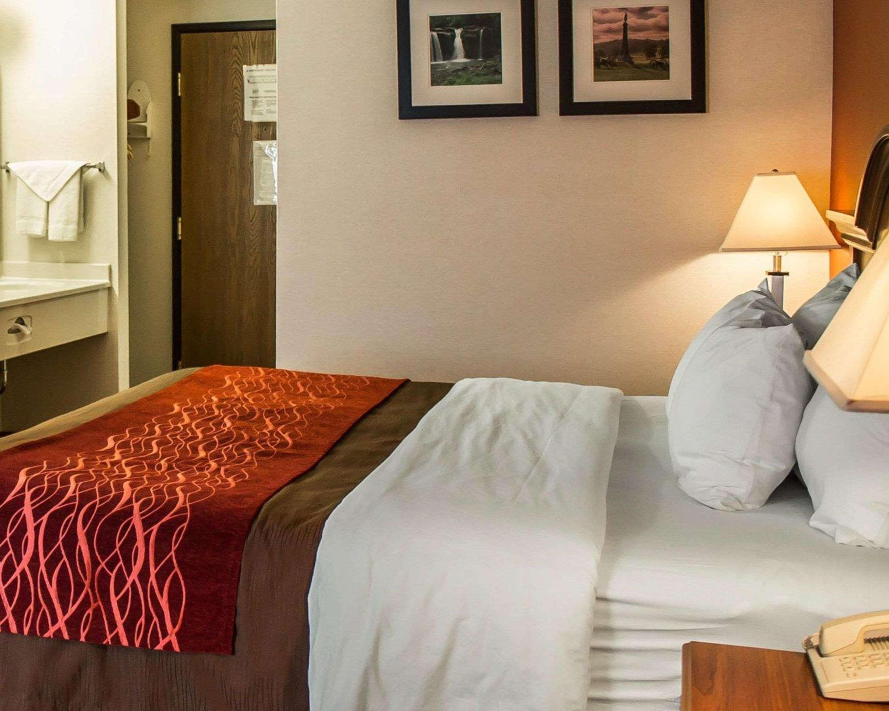 Quality Inn East Liverpool Dış mekan fotoğraf