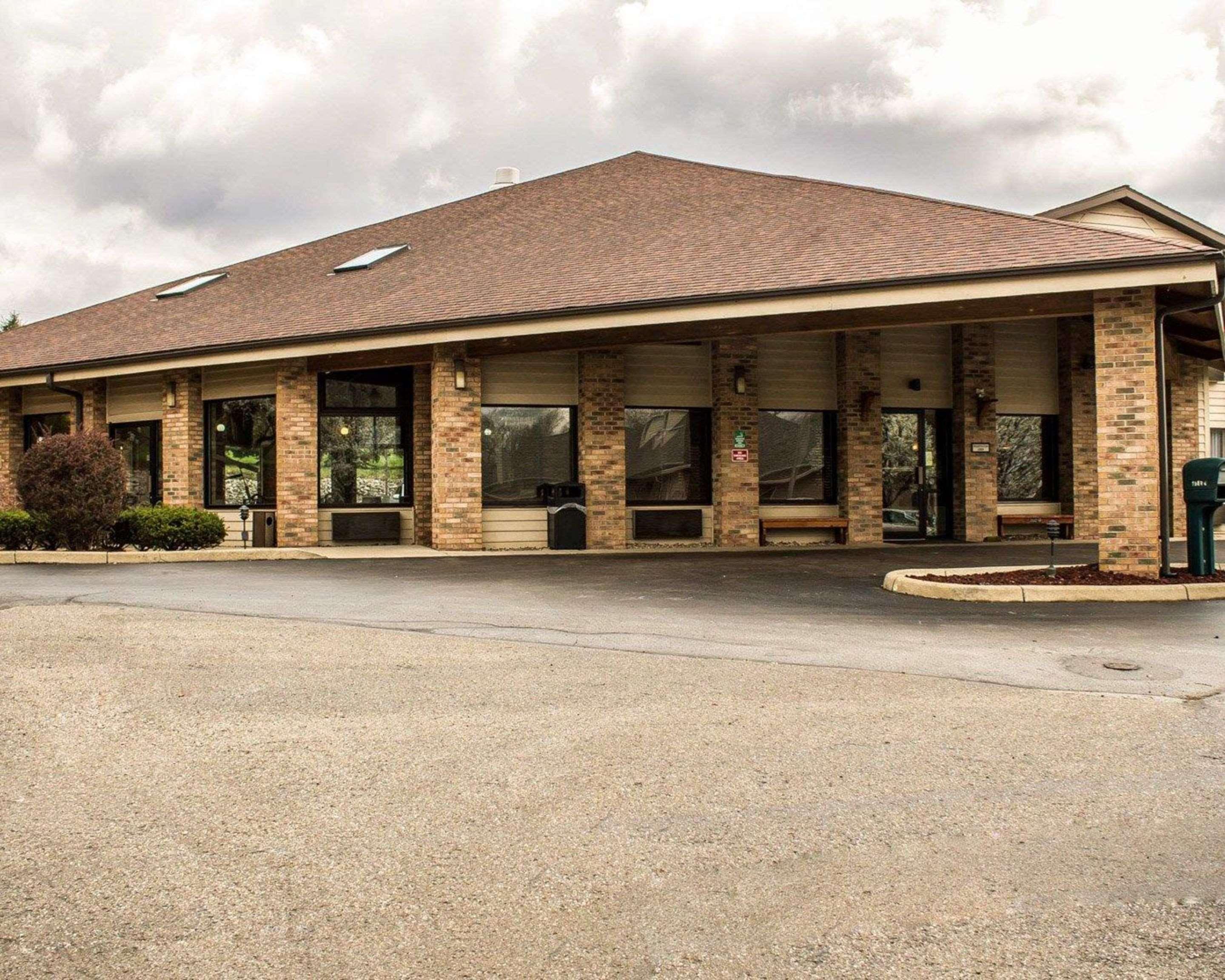Quality Inn East Liverpool Dış mekan fotoğraf
