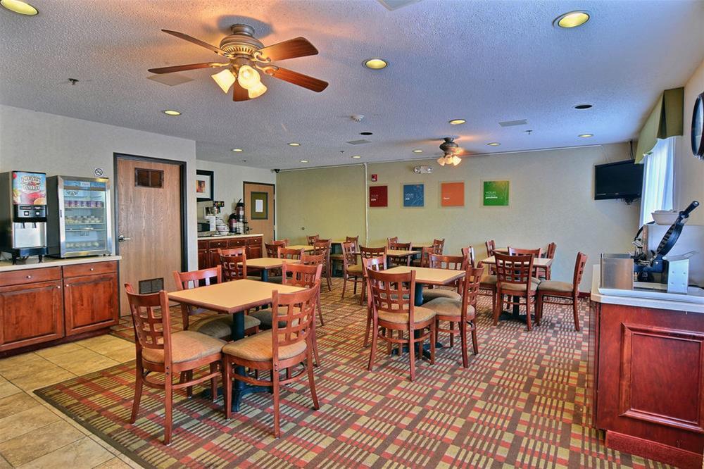 Quality Inn East Liverpool Dış mekan fotoğraf