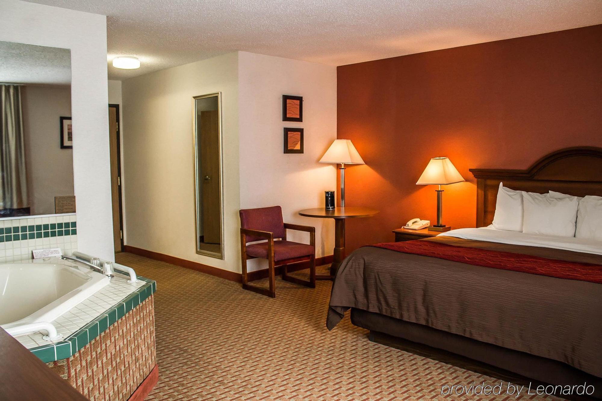 Quality Inn East Liverpool Dış mekan fotoğraf