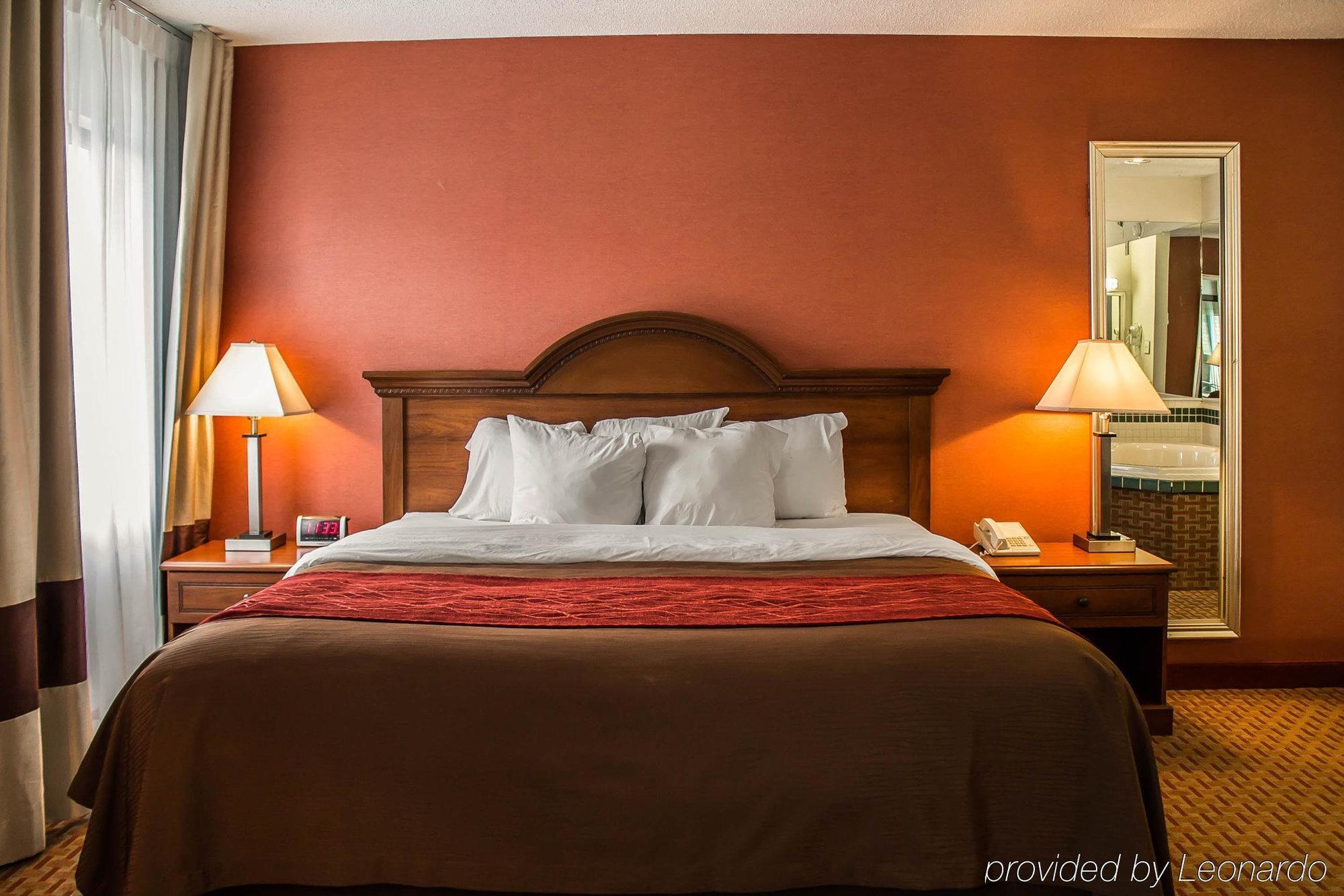 Quality Inn East Liverpool Dış mekan fotoğraf